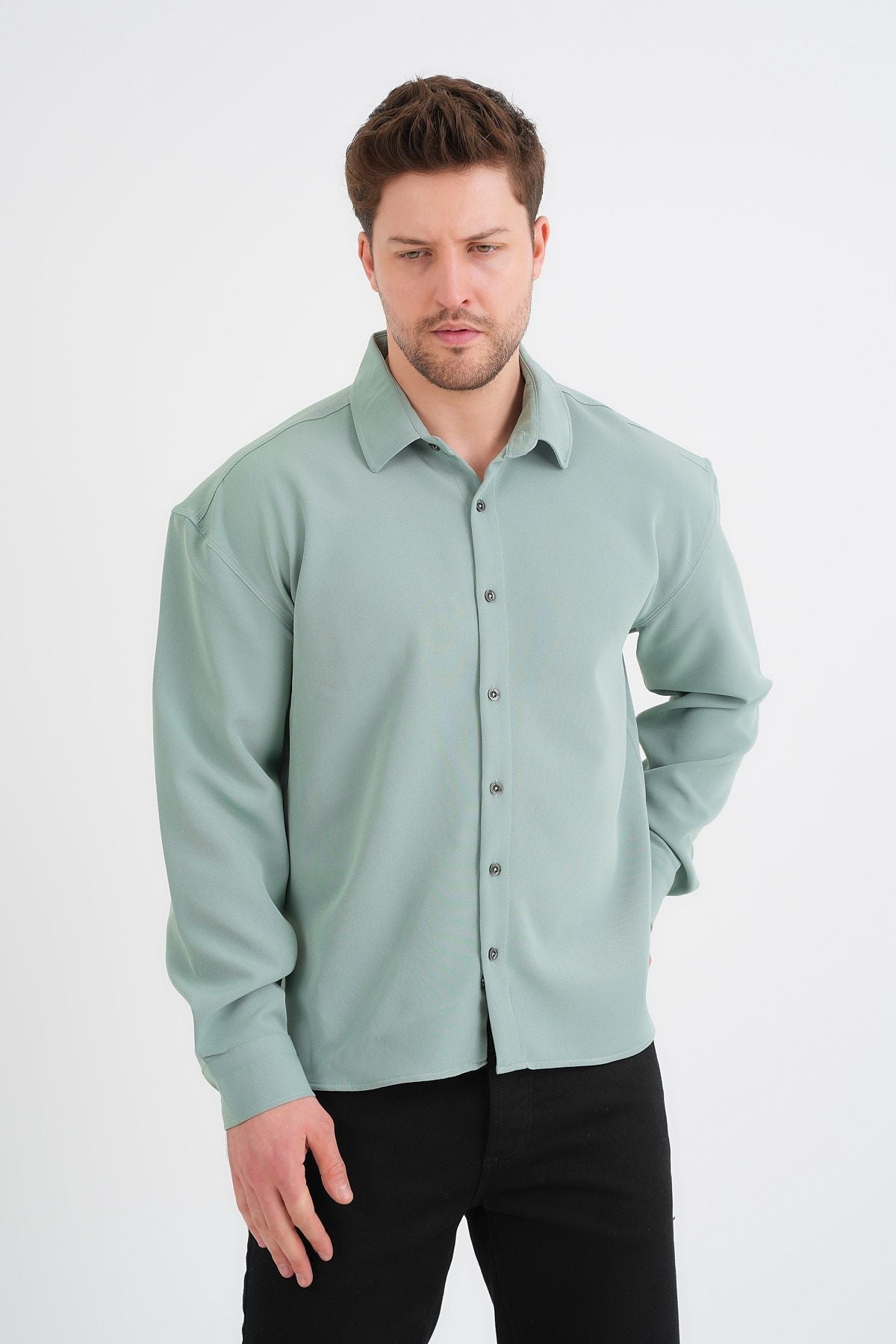 Sonbaharda Tişört Gömlek Kombini Nasıl Yapılır? - Redline