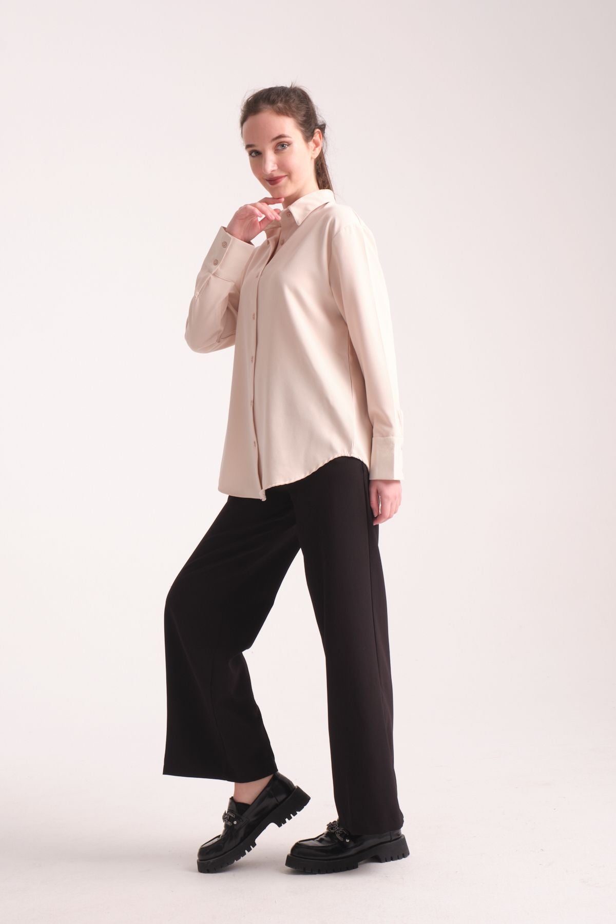 Pure Oversize Iç Göstermeyen Uzun Basic Kadın Gömlek Bej
