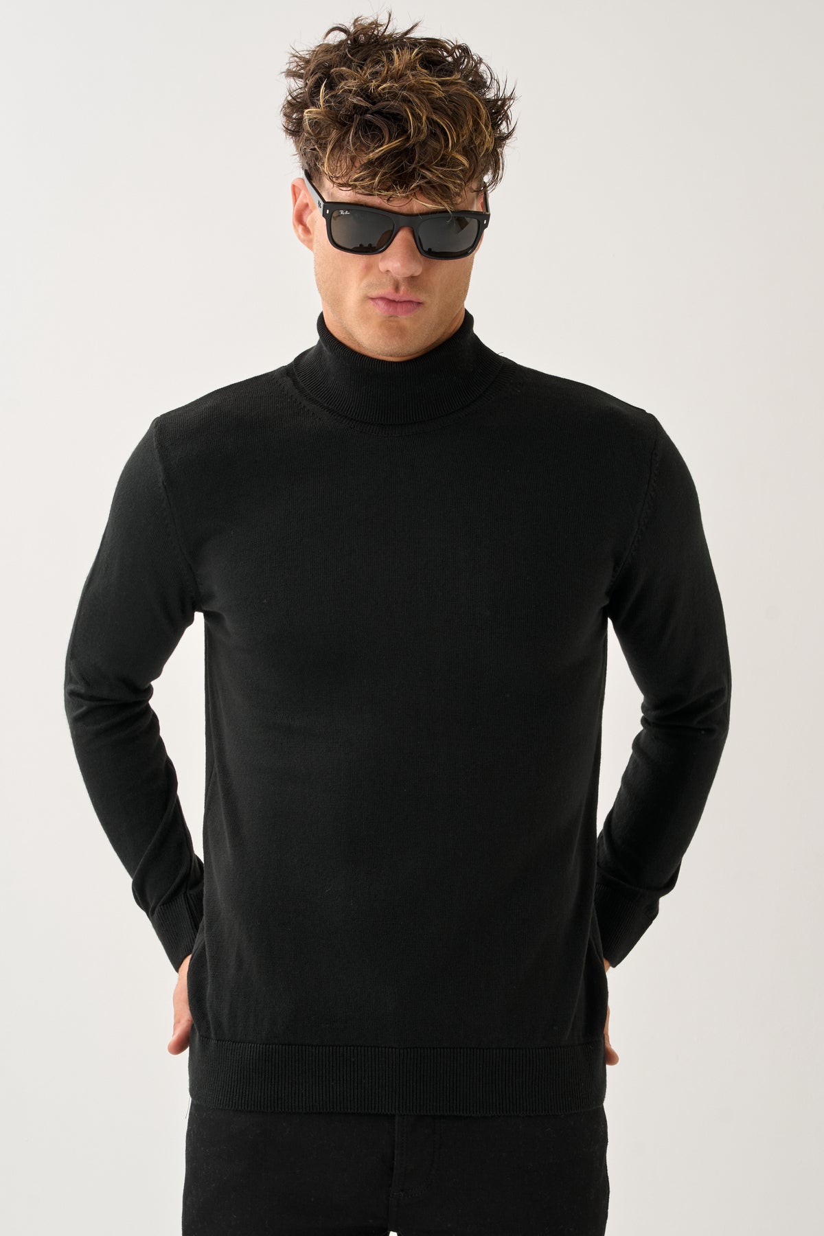 Noctis Standart Fit Balıkçı Yaka Triko Kazak Siyah - Redline